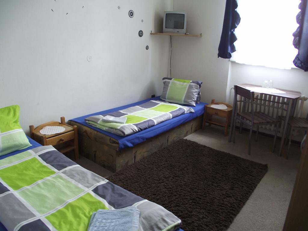 Penzión Slávia Poprad Exterior foto